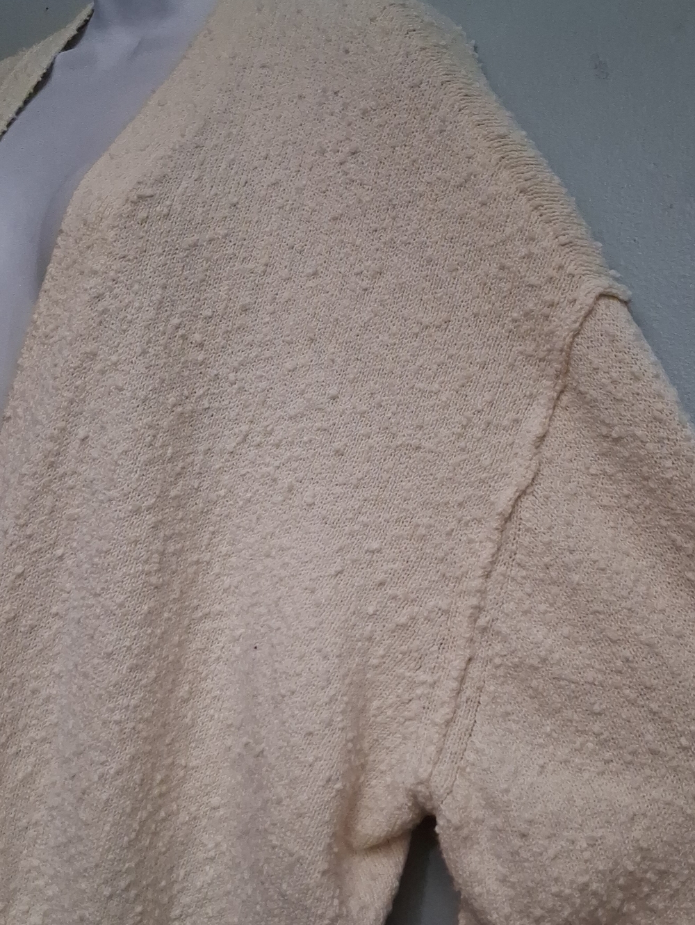 Free People Size M Women's Cream Nubby Textured Slouchy Button Crop Cardigan - Picture 6 of 17